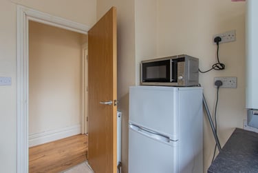 1 bed house, Colum Road, Cathays, Cardiff, CF103EF - Image 3